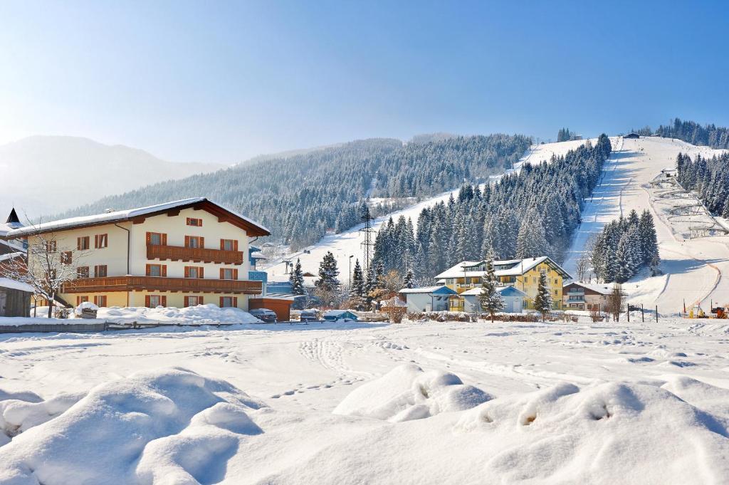 Hotel Laerchenhof Flachau Esterno foto