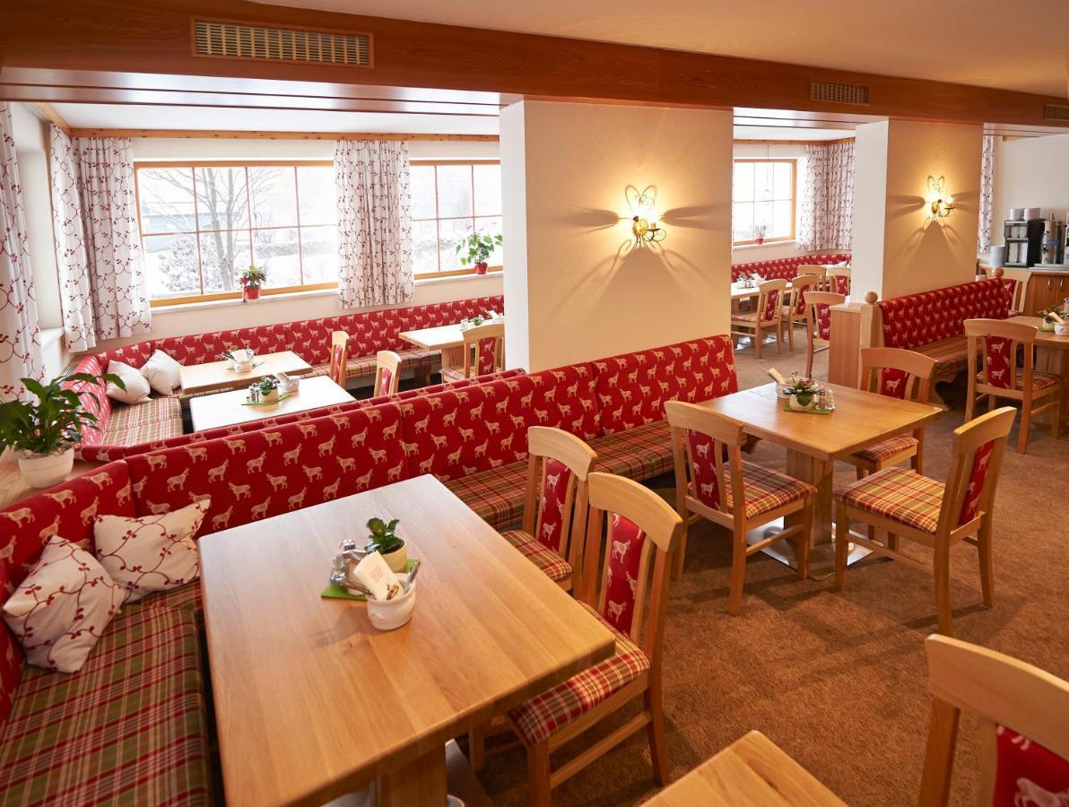 Hotel Laerchenhof Flachau Esterno foto